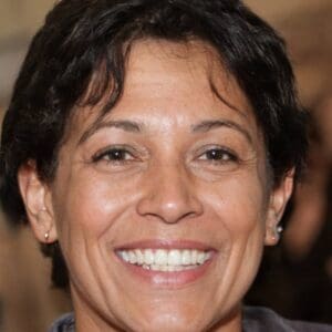 Αγγελική Σταθοπούλου - Συγγραφέας